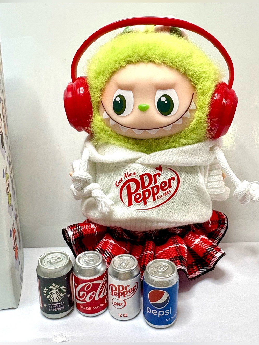 PFL “V” in a Dr. Pepper 8 Piece Full Fit with 4 soda charms!